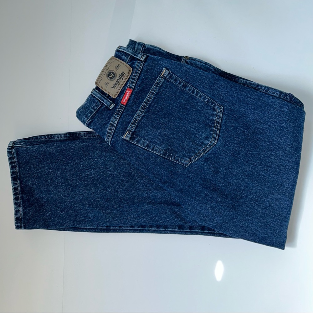 Men’s Wrangler Blue Jeans Size: 34 x30